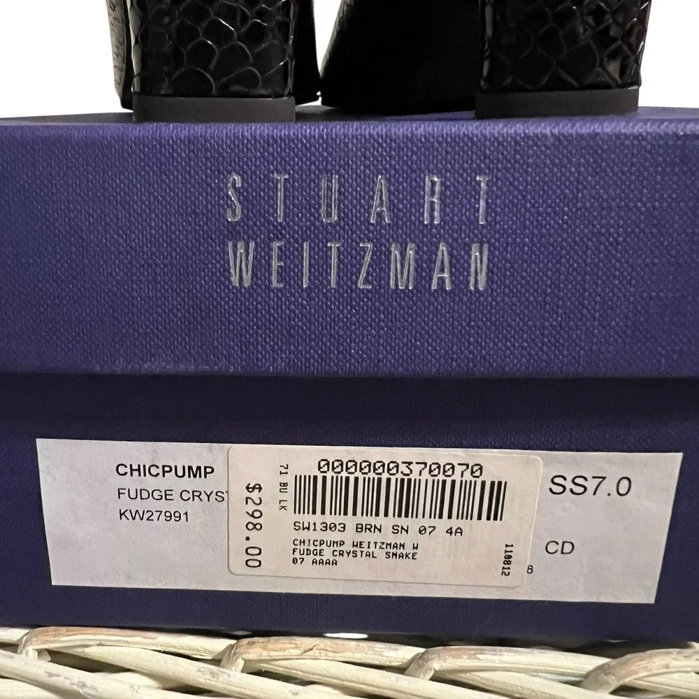 Stuart Weitzman Chicpump Heels Size 7 AAAA Narrow Brown Snake Embossed Low Heel